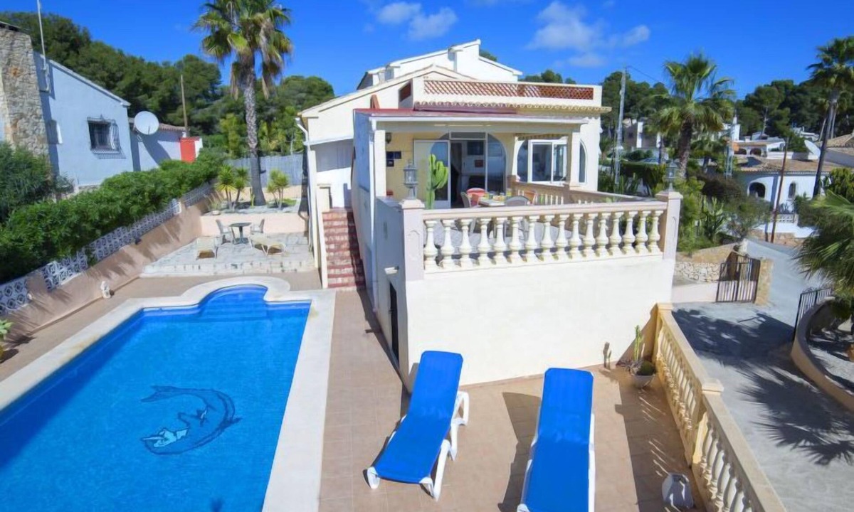 Urbanitzacio la Fustera House | Vacation home Meluca by Interhome