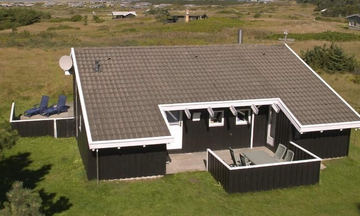 Skallerup Klit House | Vacation home "Merete" - 900m from the sea in NW Jutland in Hjørring - 6 persons, 3 bedrooms