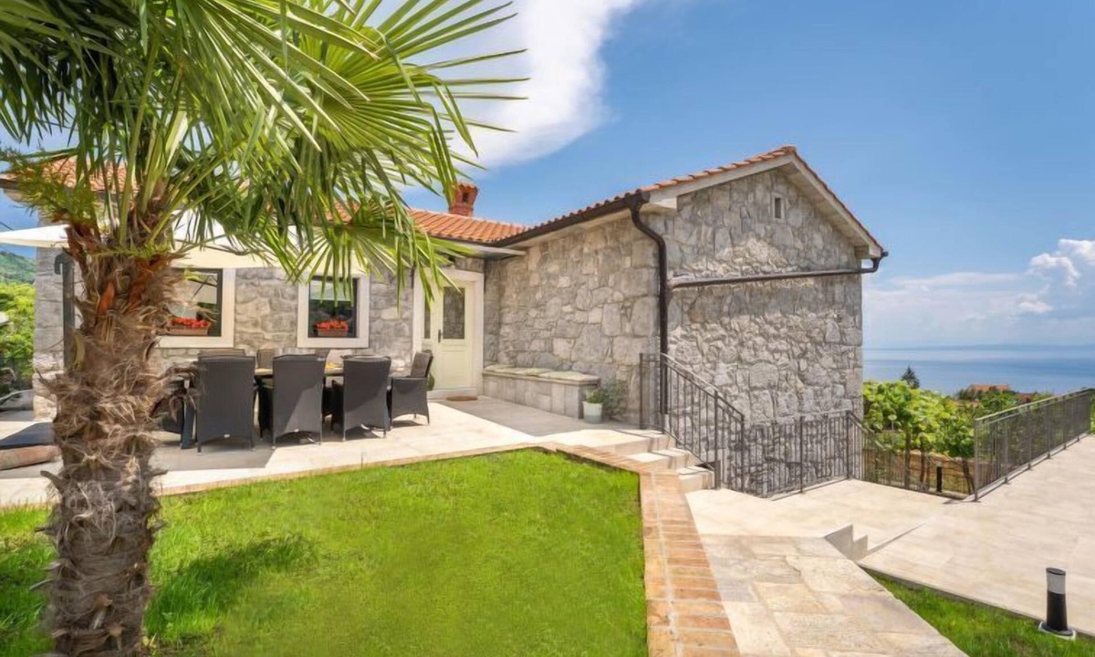 Poljane House | Vacation home Mila by Interhome