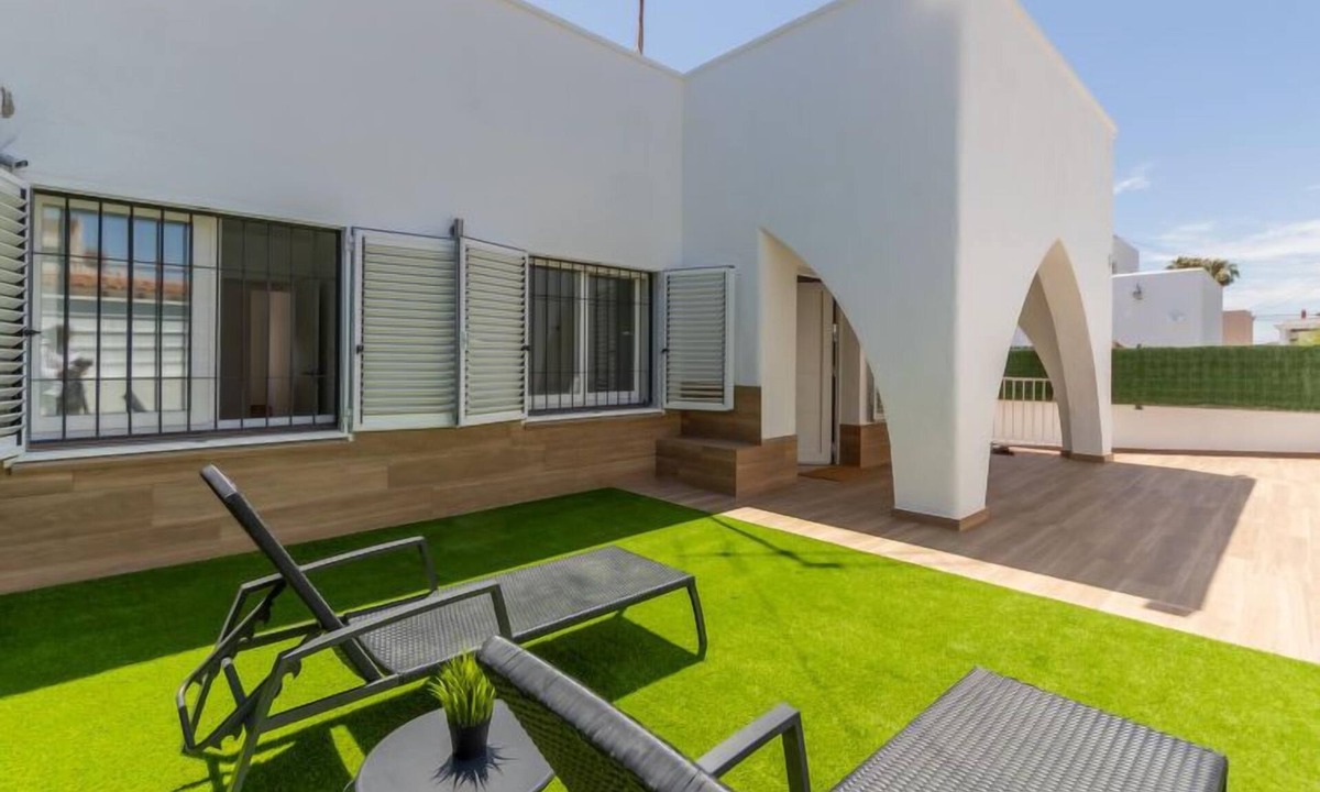 Clara House | Vacation home Noelia by Interhome