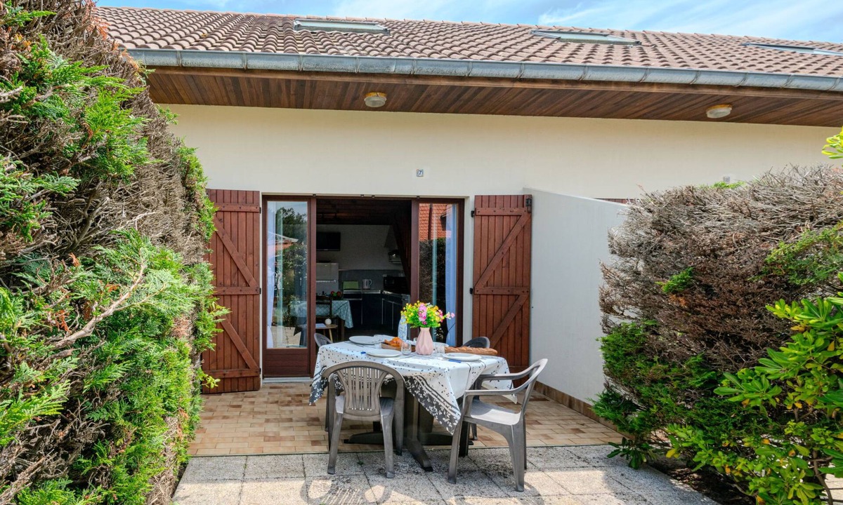 Mimizan-Plage House | Vacation home Sicard by Interhome