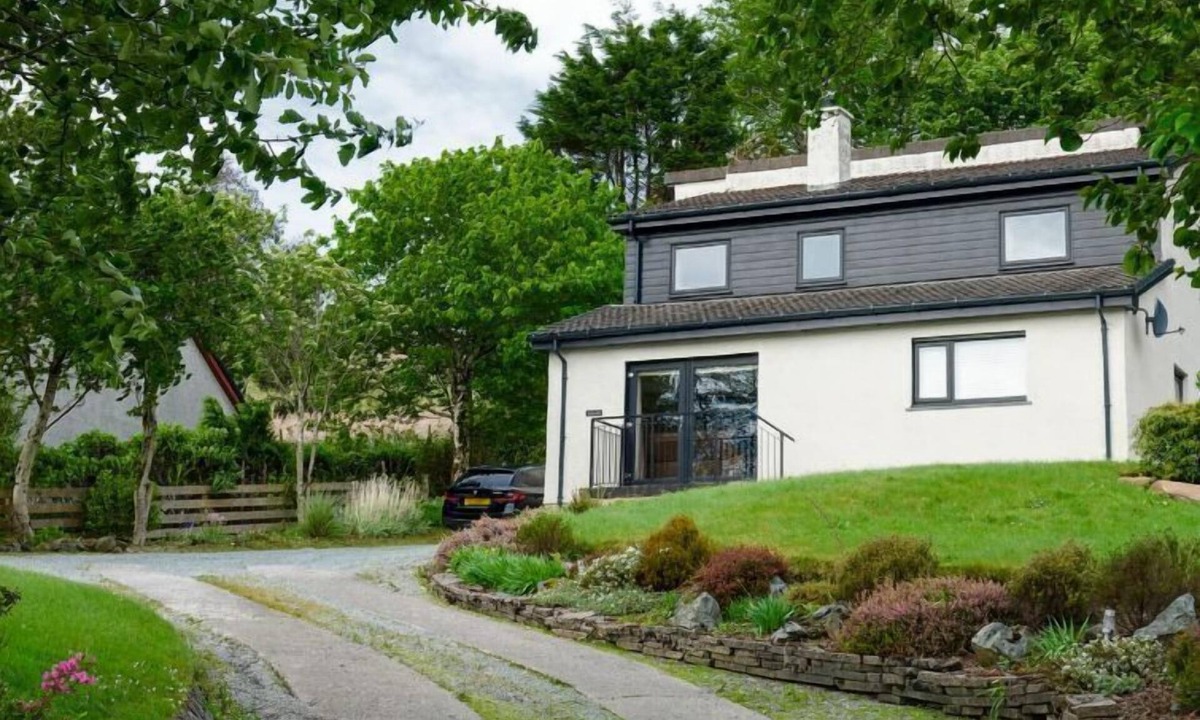 Suladale House | Vacation home Solas by Interhome