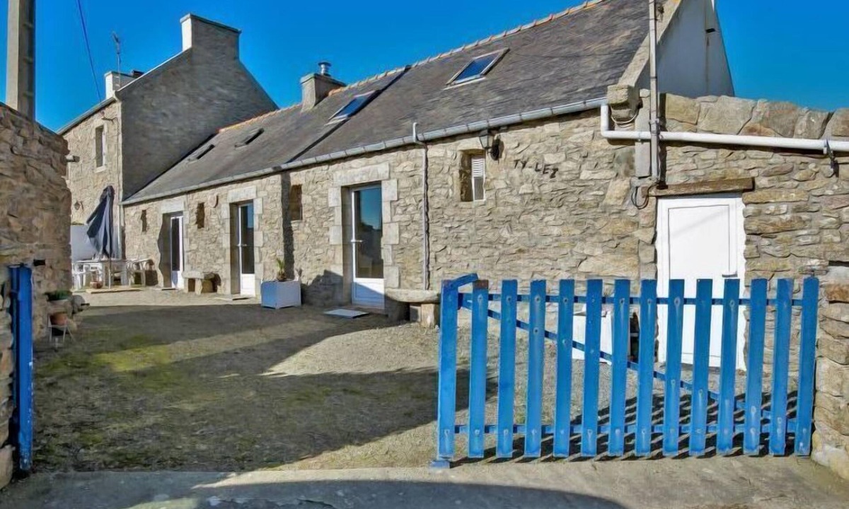 Plouguerneau House | Vacation home Ty Lez by Interhome