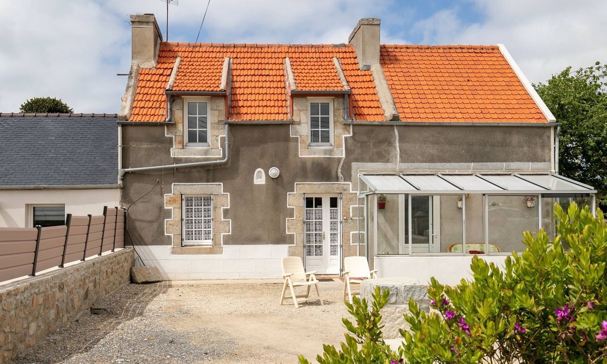 Plouescat House | Vacation home Ty Ruz by Interhome