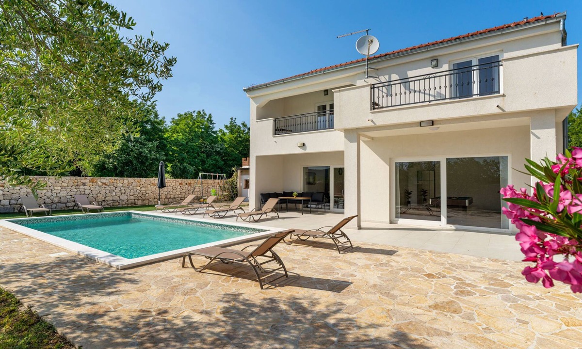 Velim House | Vacation home Vujuša by Interhome
