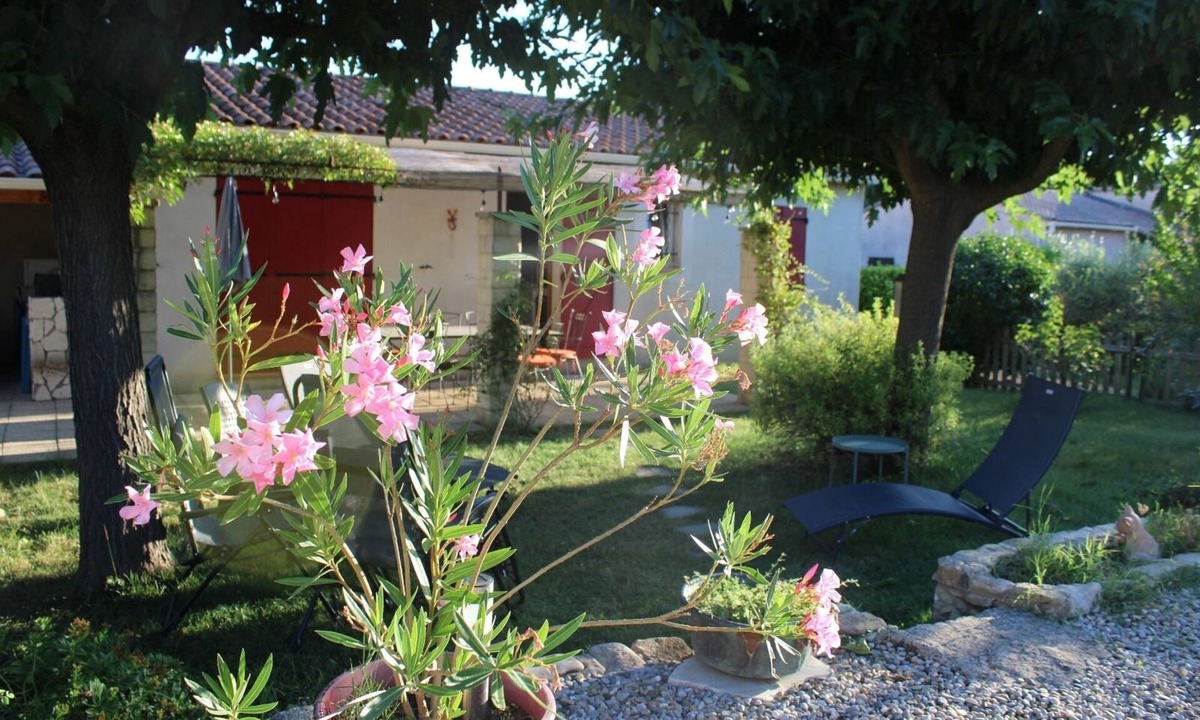 Entrechaux House | Vacation house with pool between Vaison and Ventoux