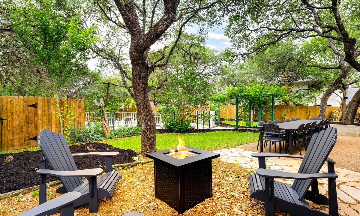 Wetmore House | Vacation Oasis with Gorgeous Yard & Heated Pool: Six Flags, Sea World, JBSA’s