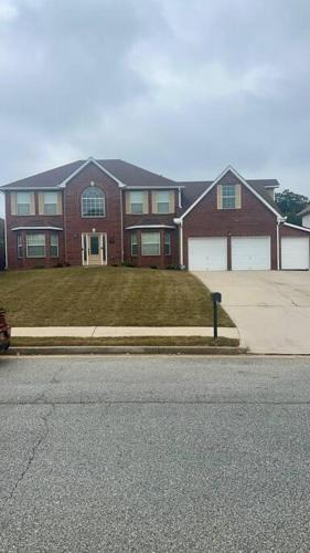 Jonesboro House | Vacation Paradise