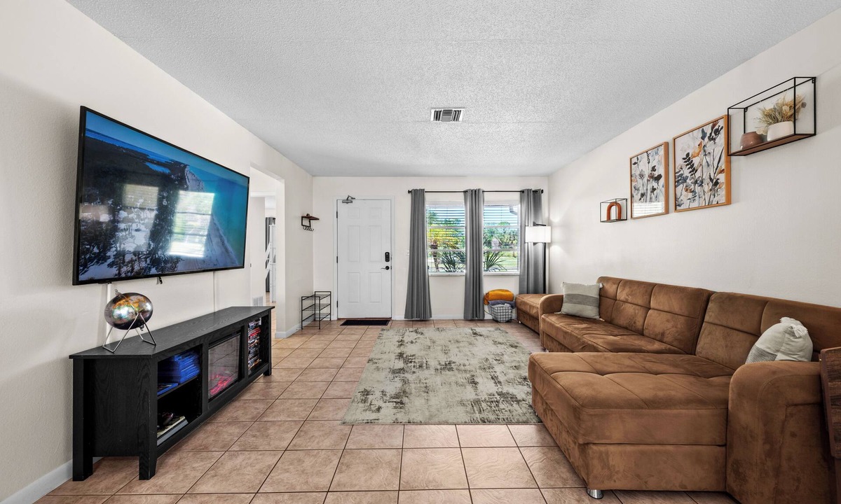 Oakland Hills House | Vacation Paradise 2bd 2bath Unit A