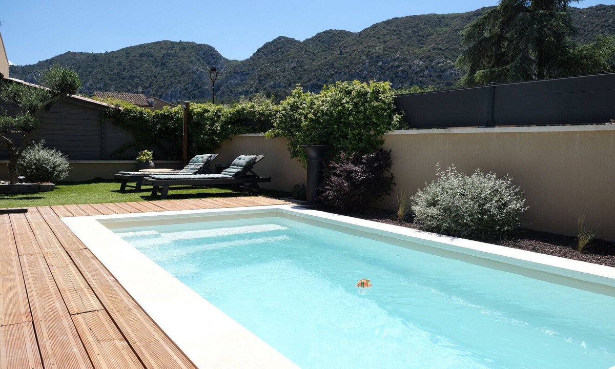 Maubec Villa | Vacation rental house with pool MAUBEC LS2-437