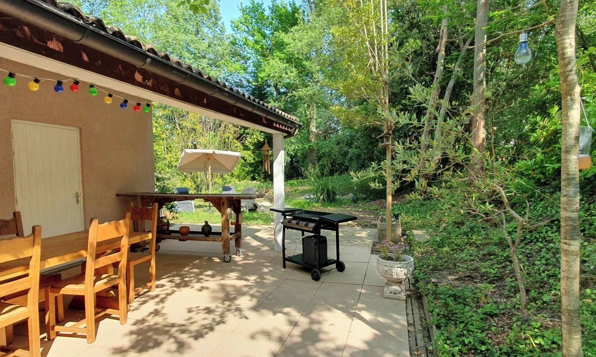 Lombez Villa | Vacation villa with pool and air conditioning