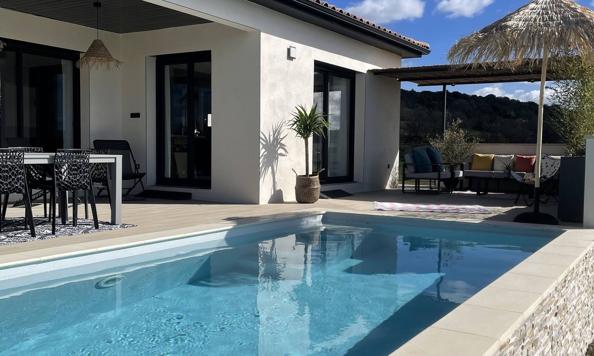 Lussan Villa | Vacation villa with private pool Lussan (near Uzès)