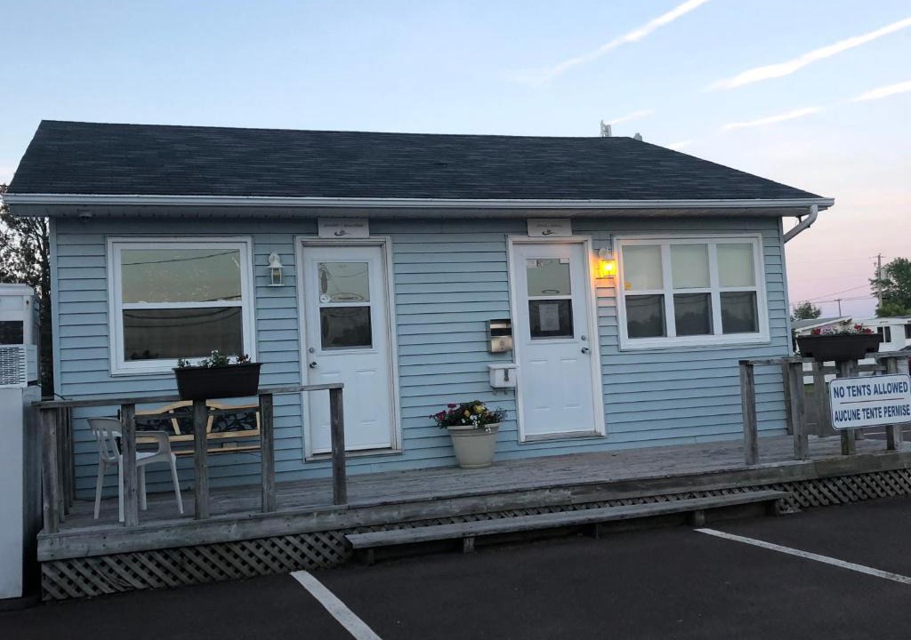 The Bluff Ski Chalet | Vacation Village