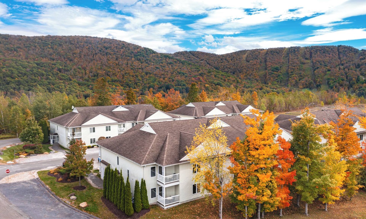 Hancock Condo | Vacation Village in the Berkshires