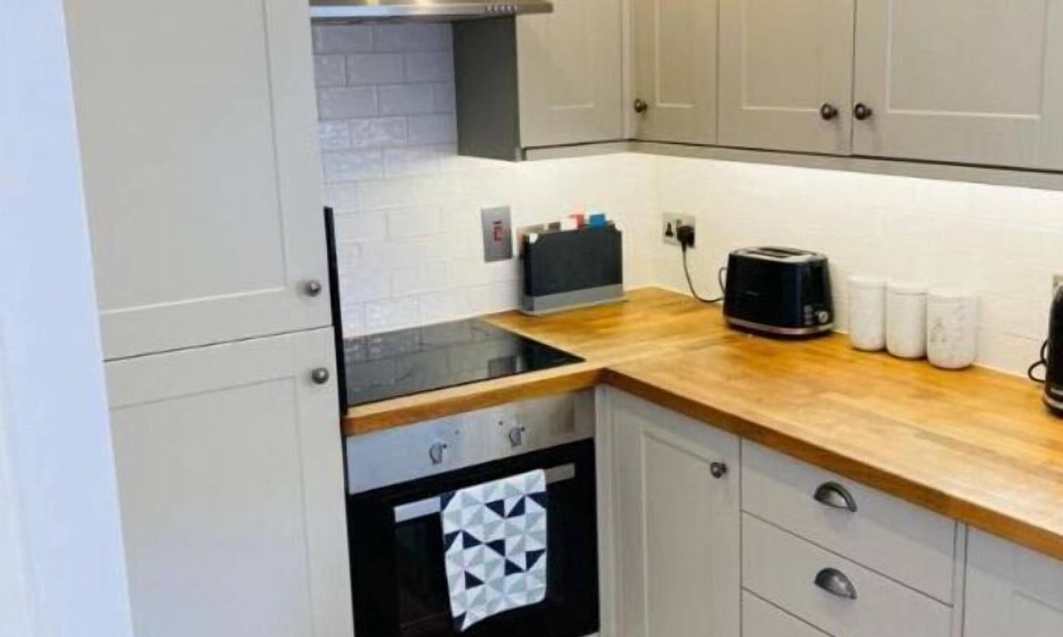 Navestock House | Vacational Bungalow - Oak Lodge