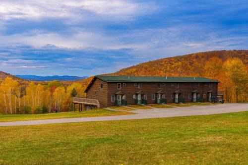 Island Falls Apartment | Vacationland Estates Resort