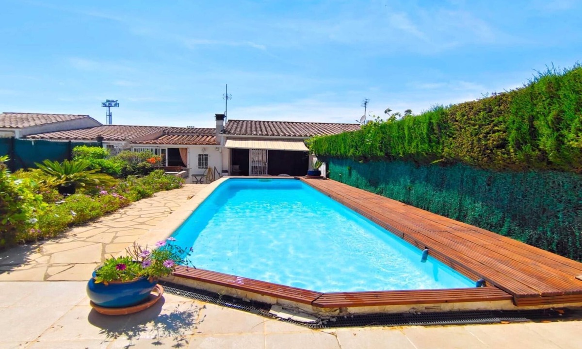 L'Escala Villa | VACAY Villa Armallada