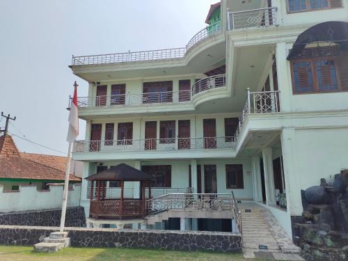 Cibodas House | Vafa Guesthouse