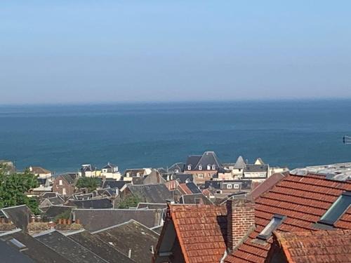 Ault House | Val et Mer House