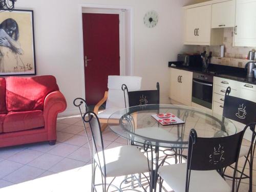 Lehon Apartment | Val Rive - Brandily Apartment