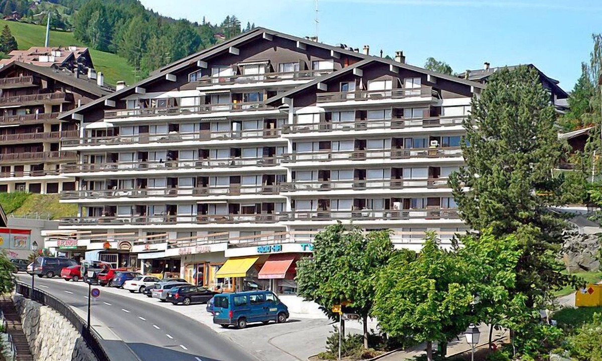 Saint-Pierre-de-Clages Apartment | Valaisia 36A by Interhome