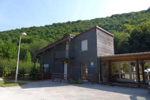 Froncles House | Valeriane