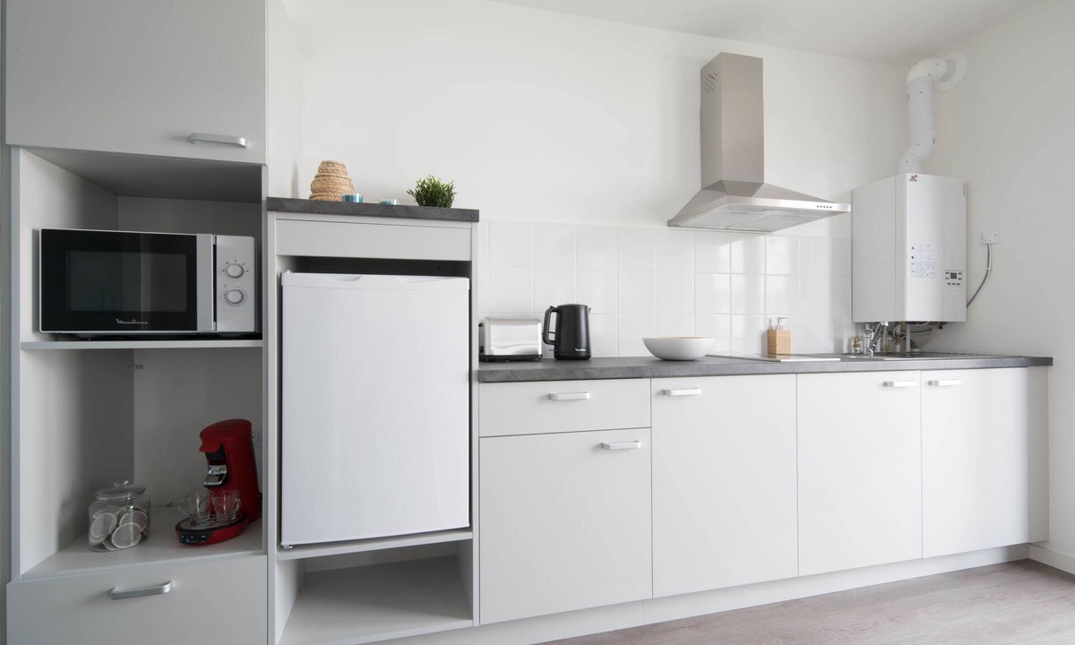Nord - Gare Apartment | VALERIE- Studio proche gare, Wifi, arrivée 24/24