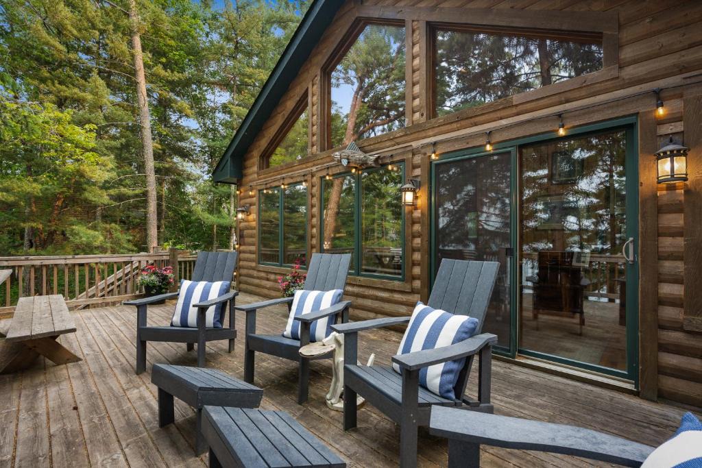 Pequot Lakes House | Valhalla Up North