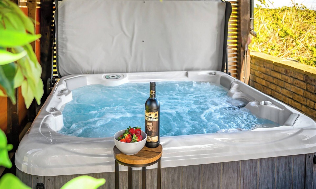 Woodhorn Cottage | Valhallah Cottage Retreat