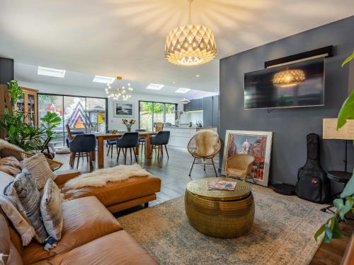 Hove House | Vallance House