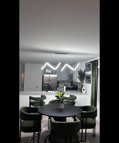 New Caney House | Valle Cupa Retreat