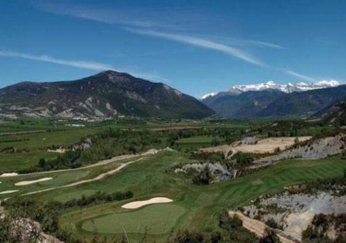 Latas Apartment | VALLE DE TENA - GOLF & RELAX - ESQUI - PIRINEO de HUESCA