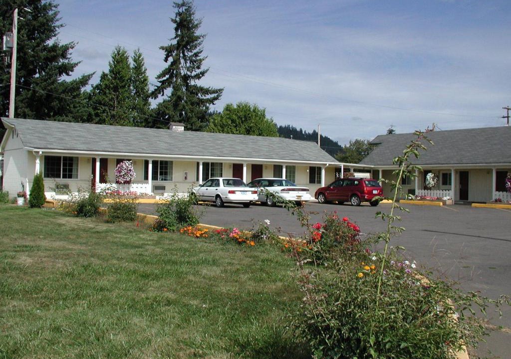 Lebanon Hotel | Valley Inn - Lebanon Oregon