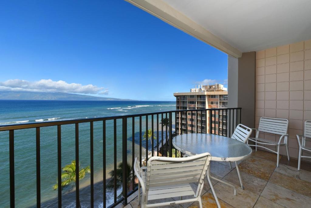 Kahana Apartment | Valley Isle 1206