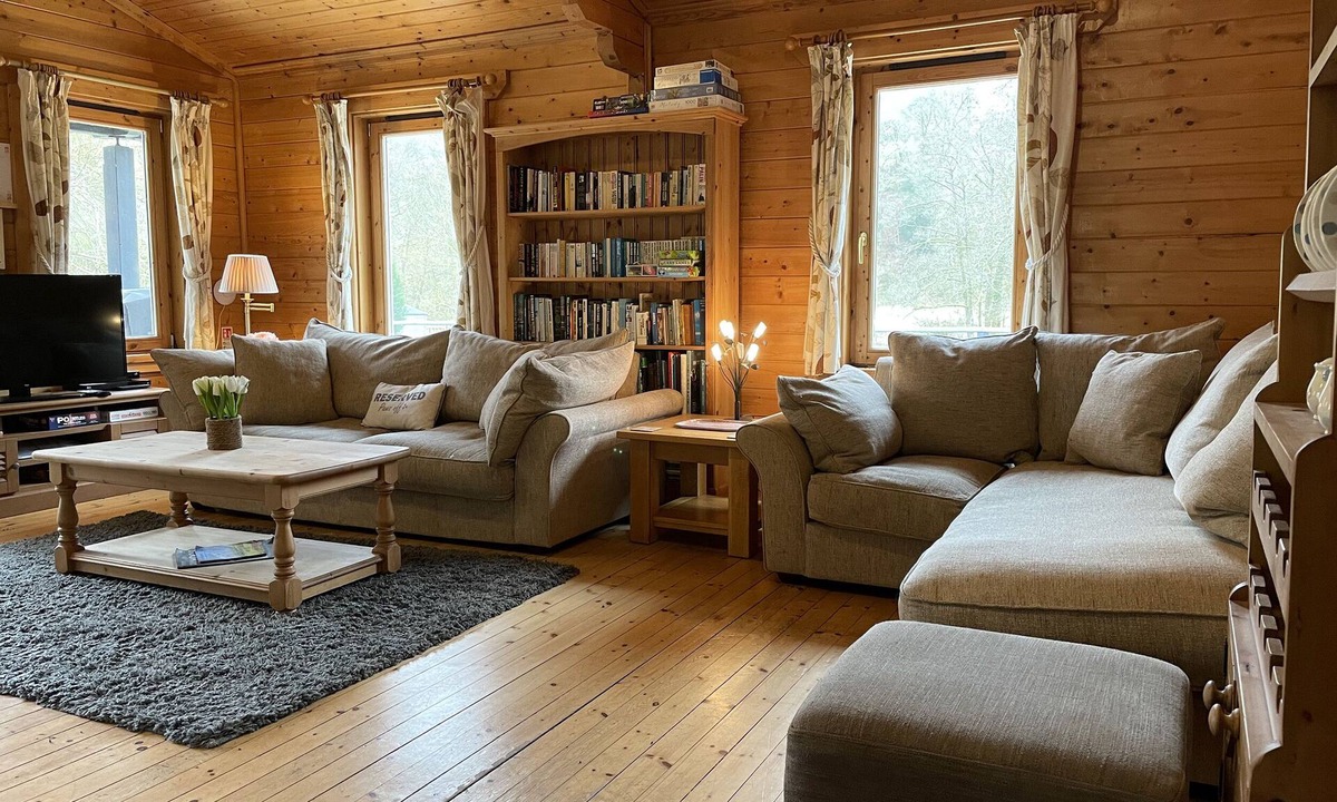 Oakfordbridge Cottage | Valley Lodge