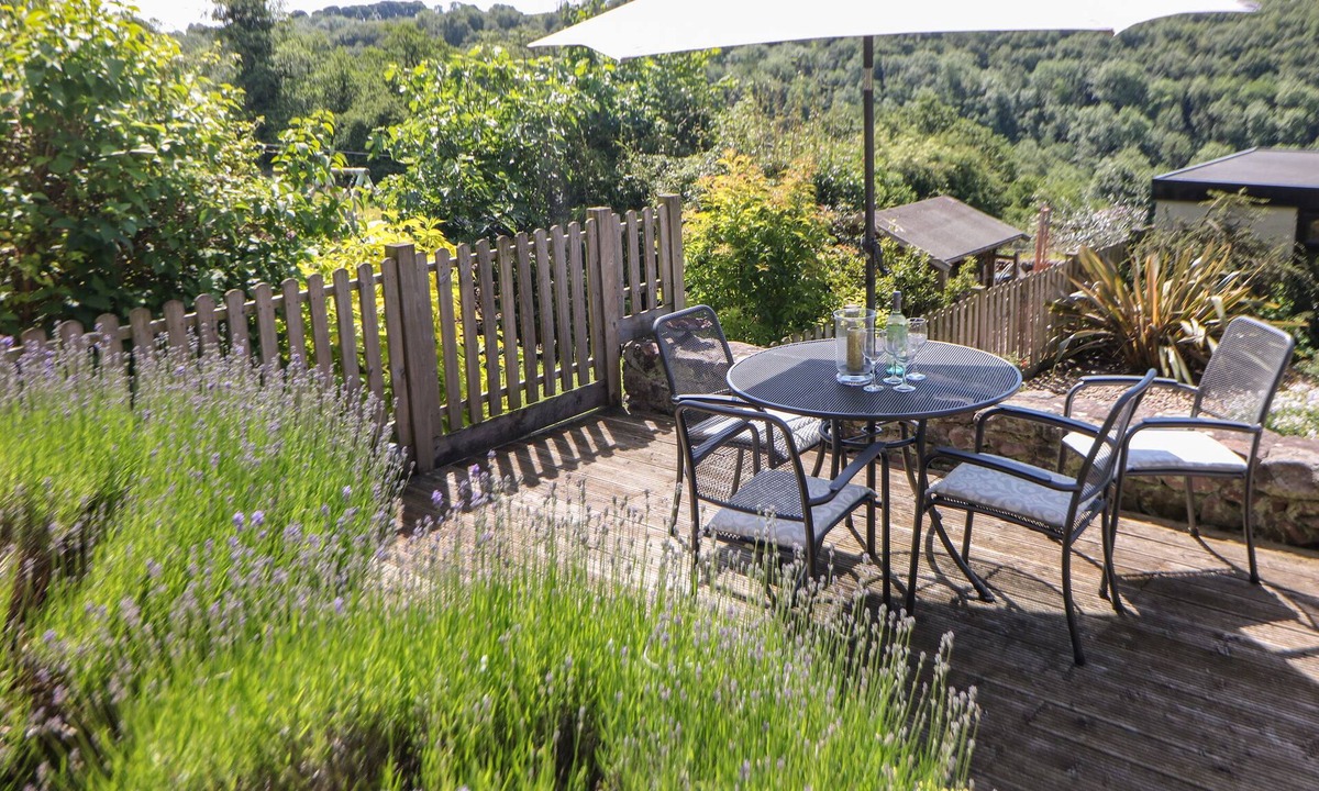 Foxt Cottage | VALLEY VIEW COTTAGE, pet friendly, with open fire in Foxt