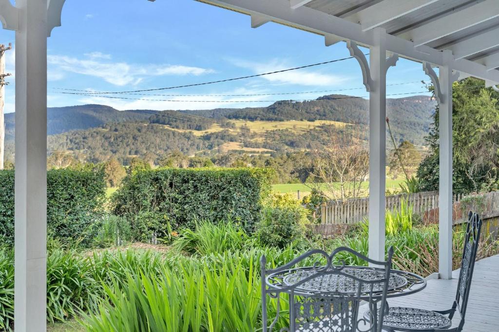 Barrengarry House | Valley View Cottage