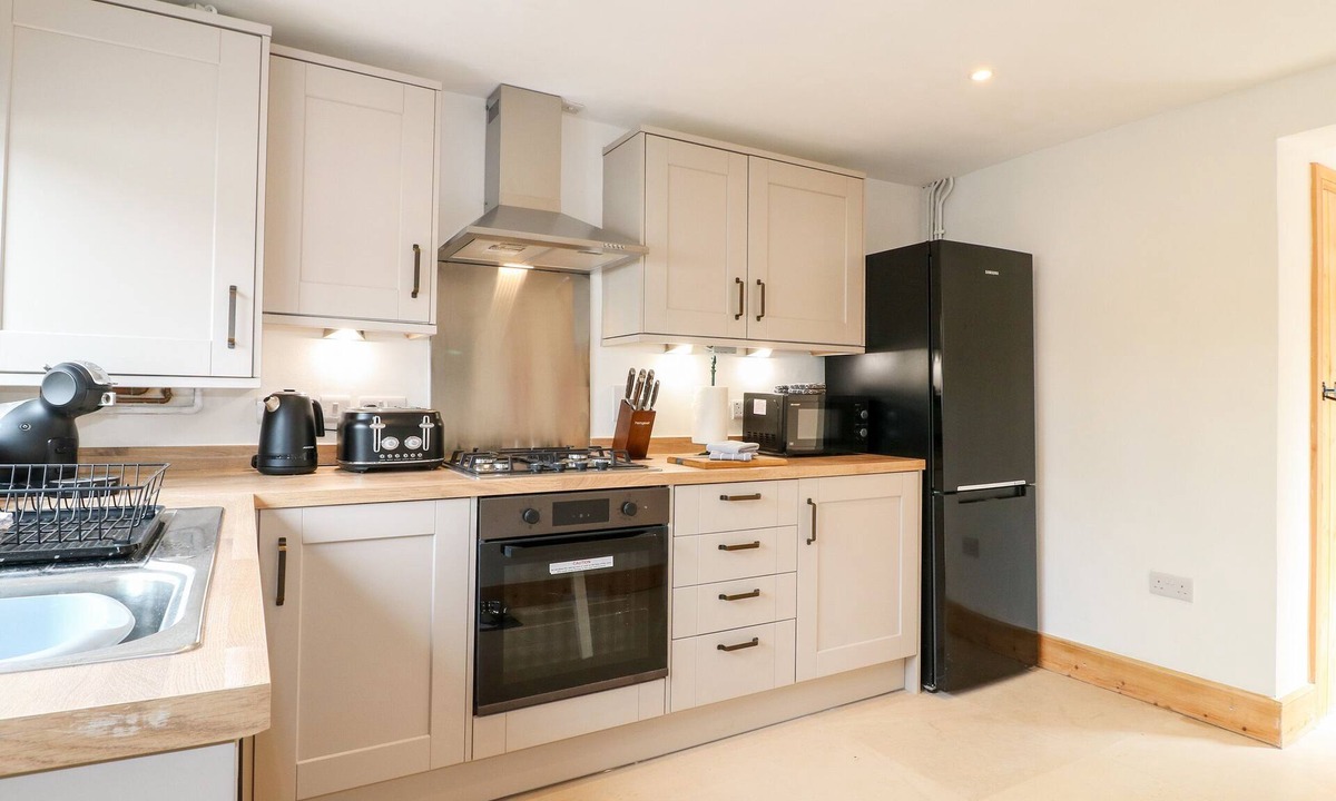 Hulland Ward Cottage | Valley View