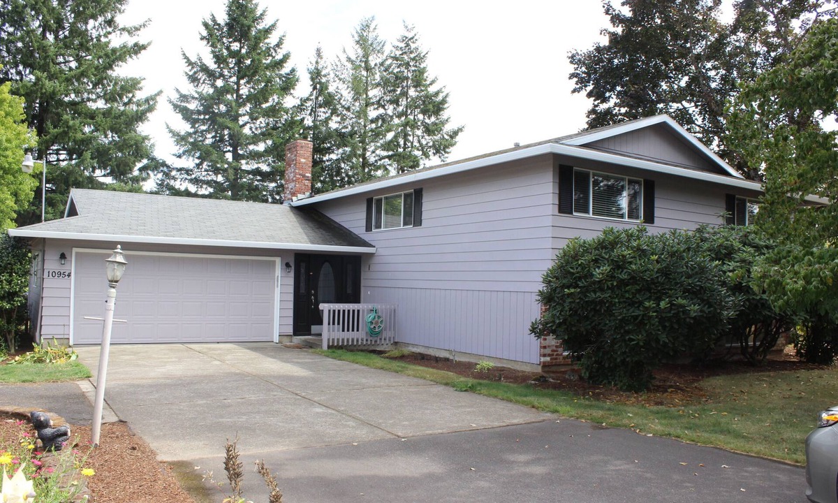 Rock Creek House | Valley View Happy House