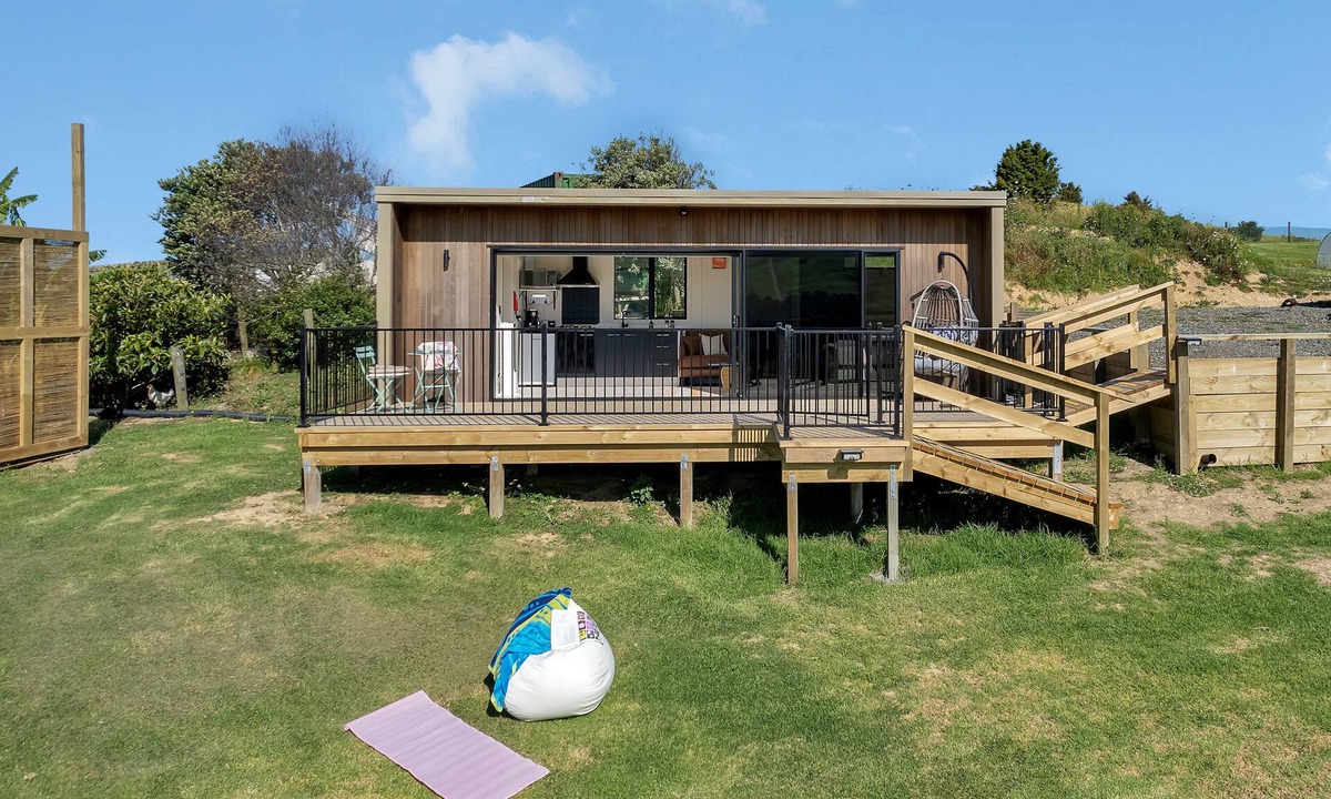 Maungakaramea Cottage | Valley View - Whangarei Tiny Home