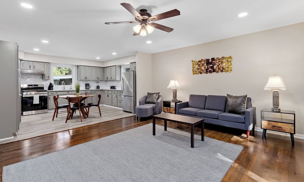 Valparaiso House | Valparaiso Corporate Home