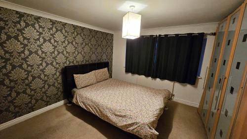Windsor House | Value Stay Comfortable Rooms Windsor Legoland Heathrow