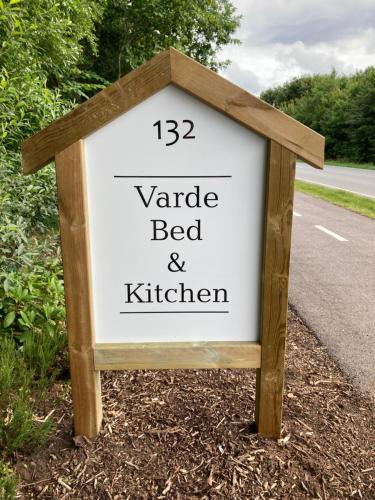 Varde House | Varde Bed and Kitchen