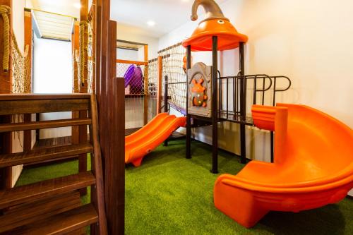 Central Seberang Perai House | Varnen Cozy Haven - EVCharger