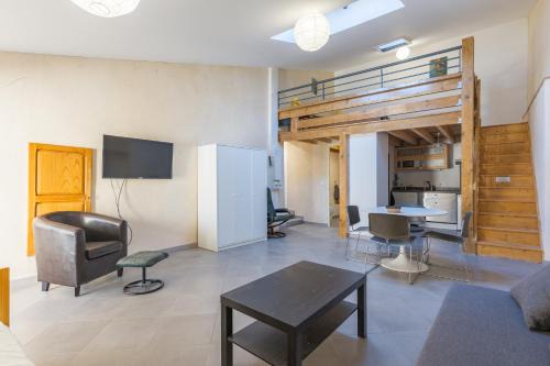 Charleval Apartment | Vaste appart de 50 m2- 2 pièces -n3