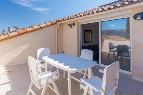 Charleval Apartment | Vaste appart de 50 m2 climatisé -n5