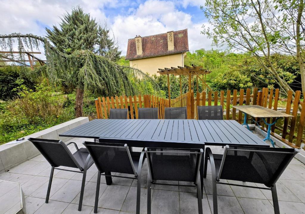 Tonnerre House | Vaucorbe - Bail Partner
