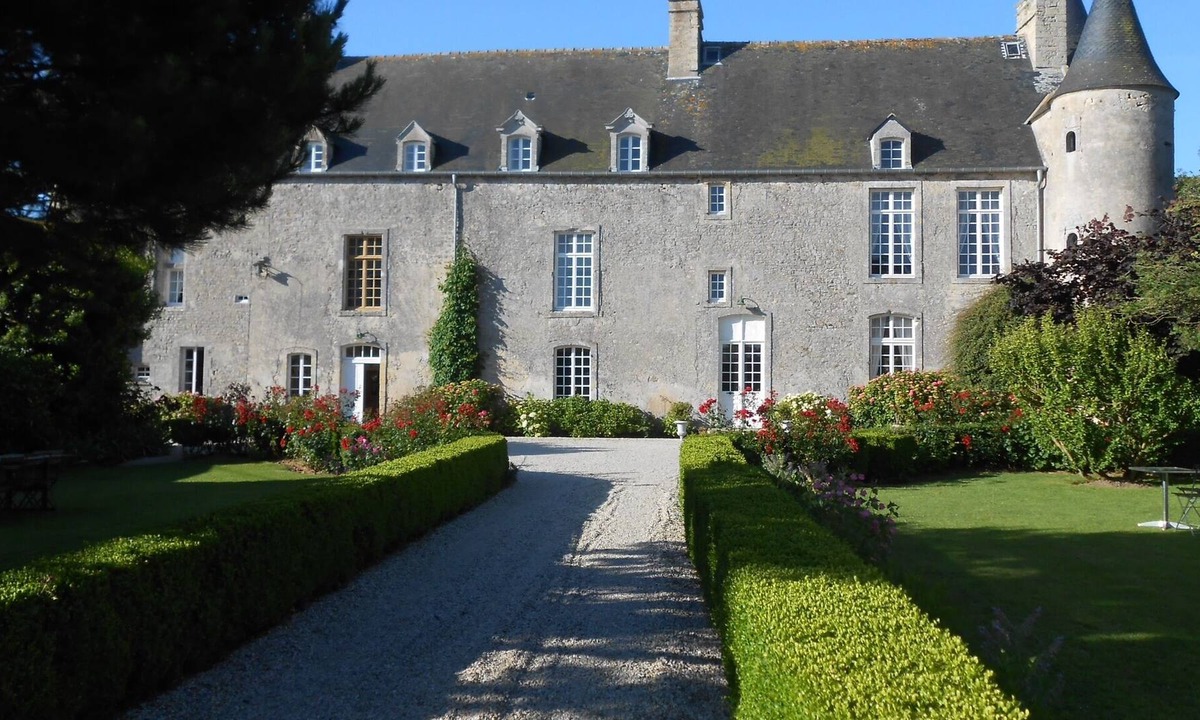 Vierville-sur-Mer House | vaumicel manor house
