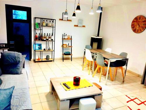 Lavelanet Apartment | Vazaha grand et bel appartement classé 3 étoiles