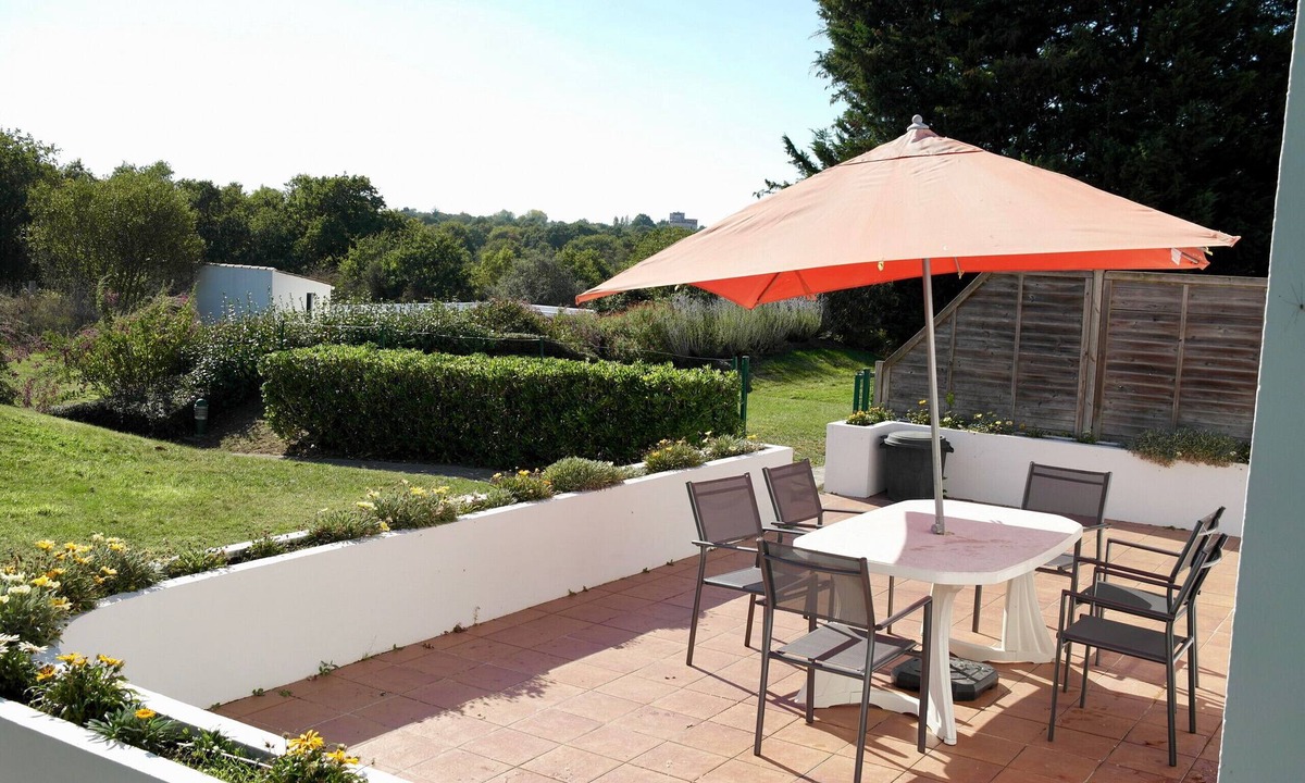 Commequiers Ski Chalet | Vendée country house for 4